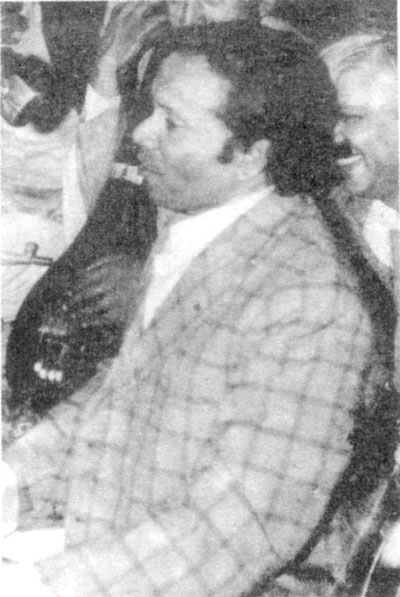 Ustad Manzoor Ali Khan