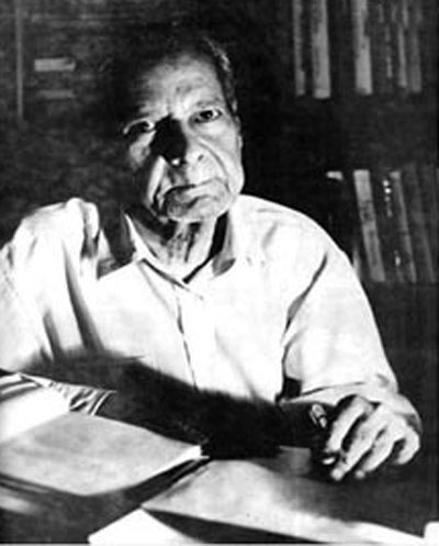Dr. Anis Khurshid